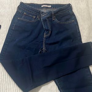 Levis jeans